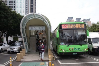 全國三級警戒-中市公車調整班次並加強消毒頻率
